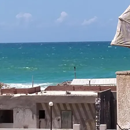 شالية رومانسي بالاسكندرية العجمي يري البحر Alexandria Romantic Chalet Seaview Exterior photo